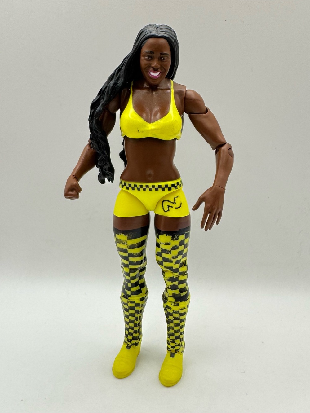 2015 WWE Mattel Basic Series 56 Naomi